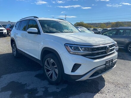 2022 Volkswagen Atlas 2.0T SE w/Technology SUV