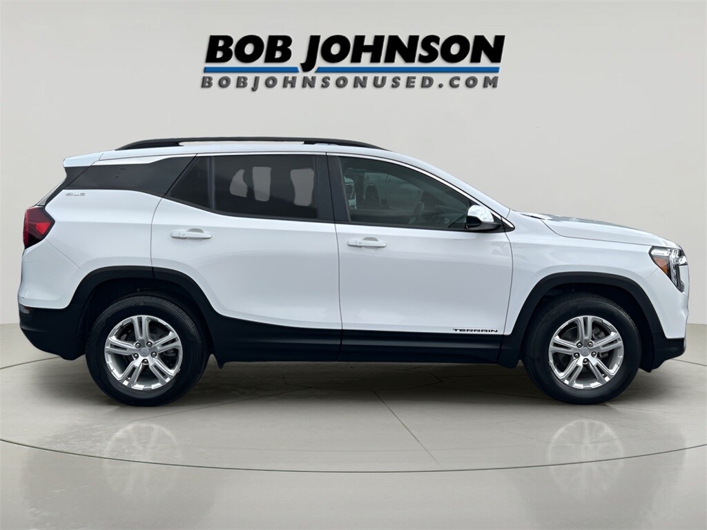 Used 2022 GMC Terrain SLE SUV