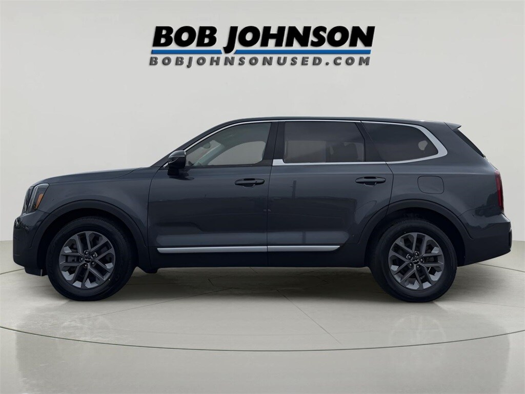 2023 Kia Telluride LX photo 4