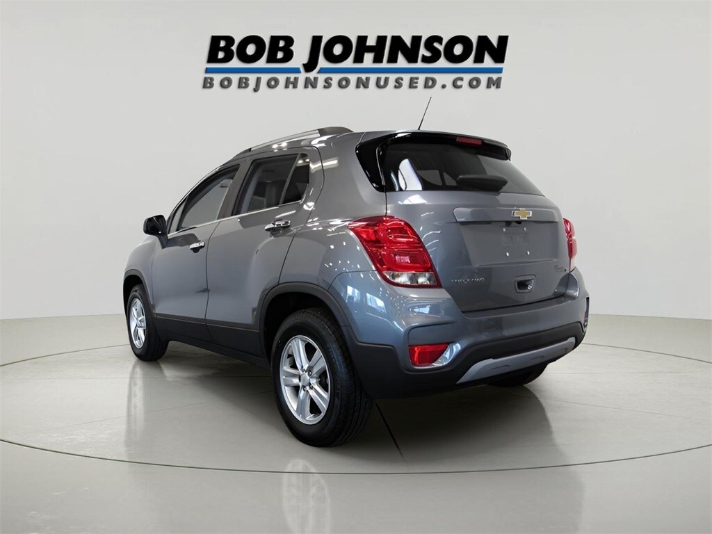 2019 Chevrolet Trax LT photo 2