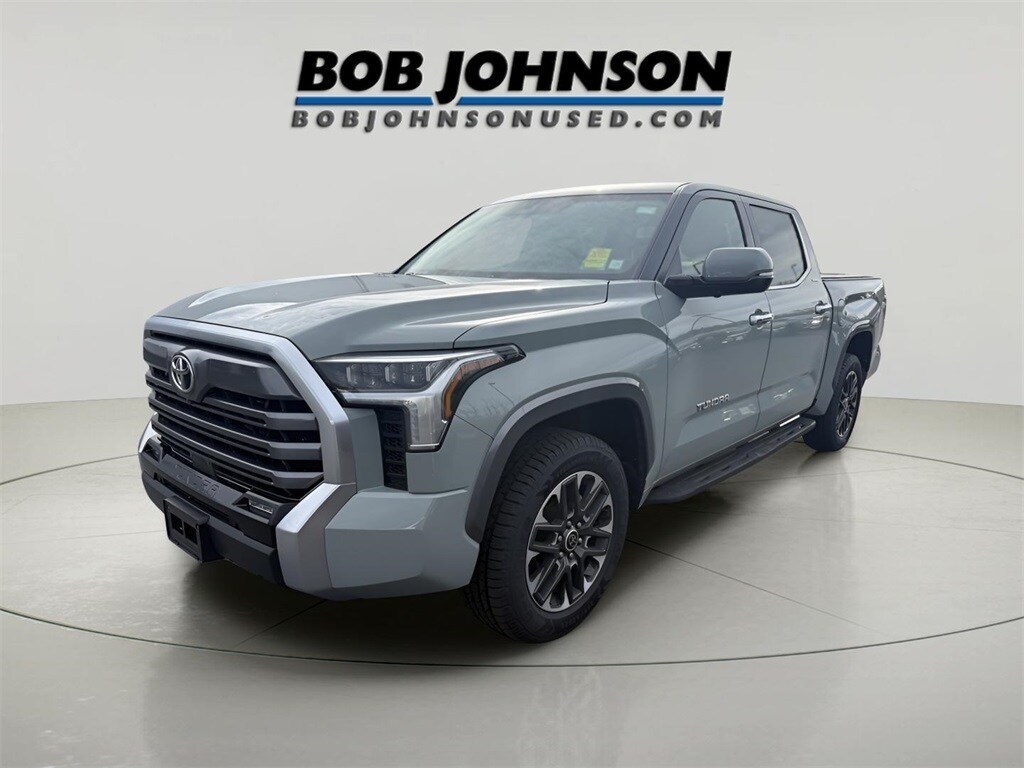 2024 Toyota Tundra Limited photo 3
