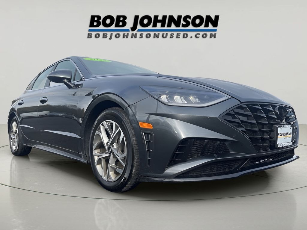 Used 2022 Hyundai Sonata SEL Sedan