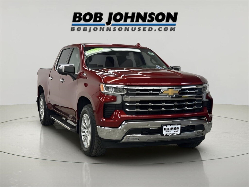 2022 Chevrolet Silverado 1500 LTZ photo 3