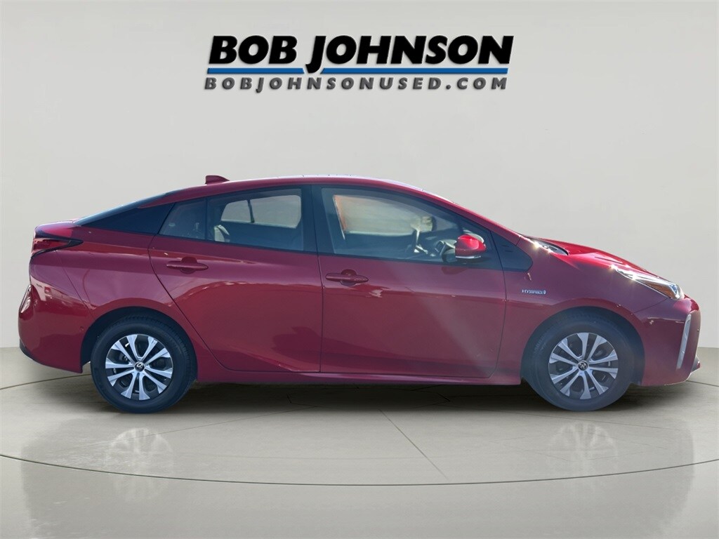 2021 Toyota Prius LE AWD-e photo 2