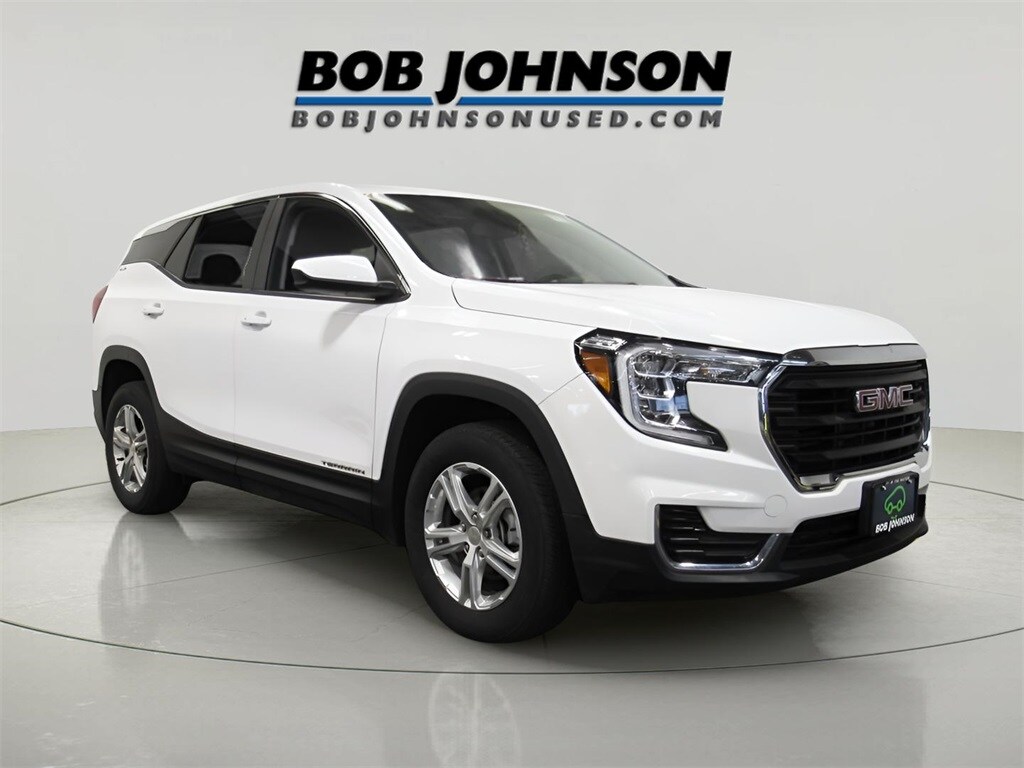 Used 2023 GMC Terrain SLE SUV