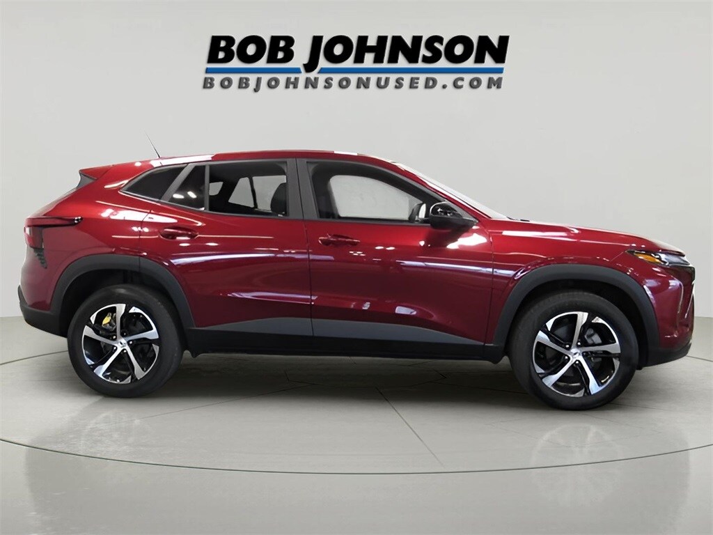 2024 Chevrolet Trax photo 3