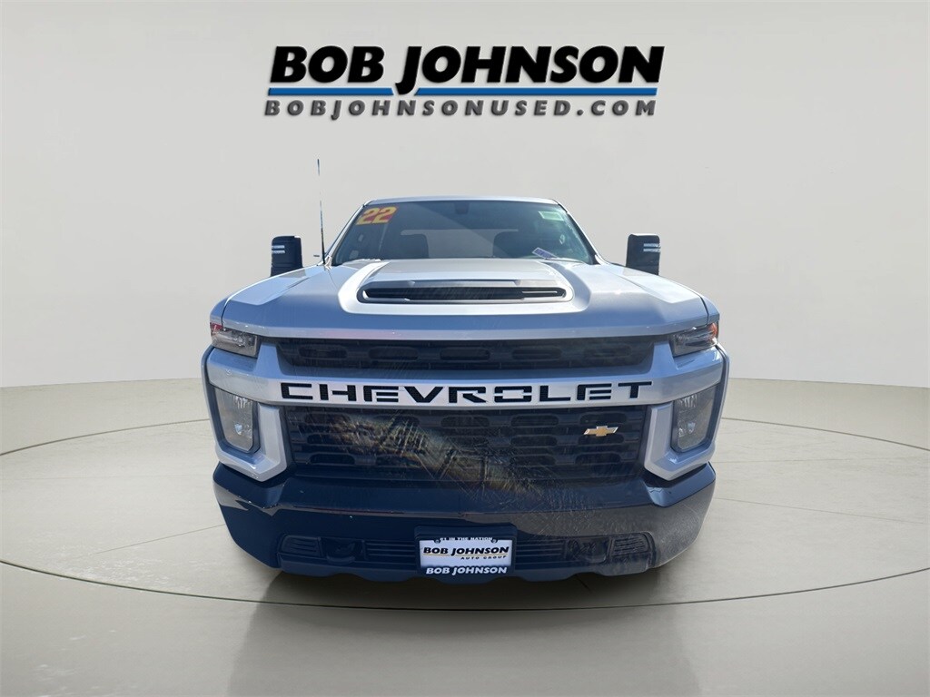 2022 Chevrolet Silverado 2500HD Custom photo 2