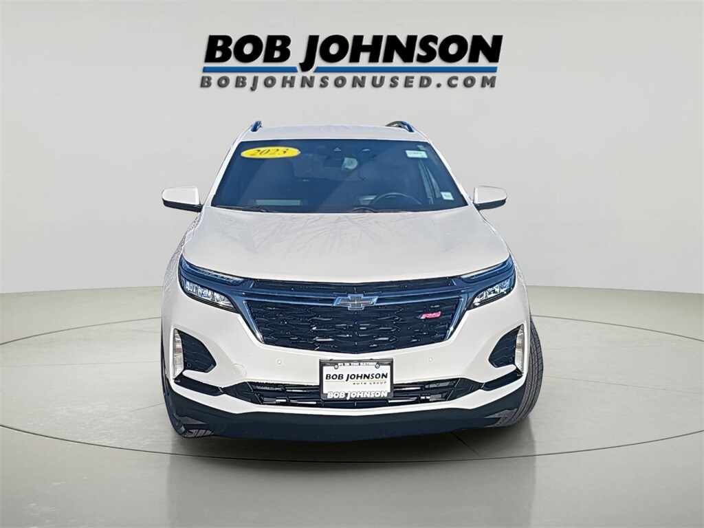 2023 Chevrolet Equinox RS photo 3