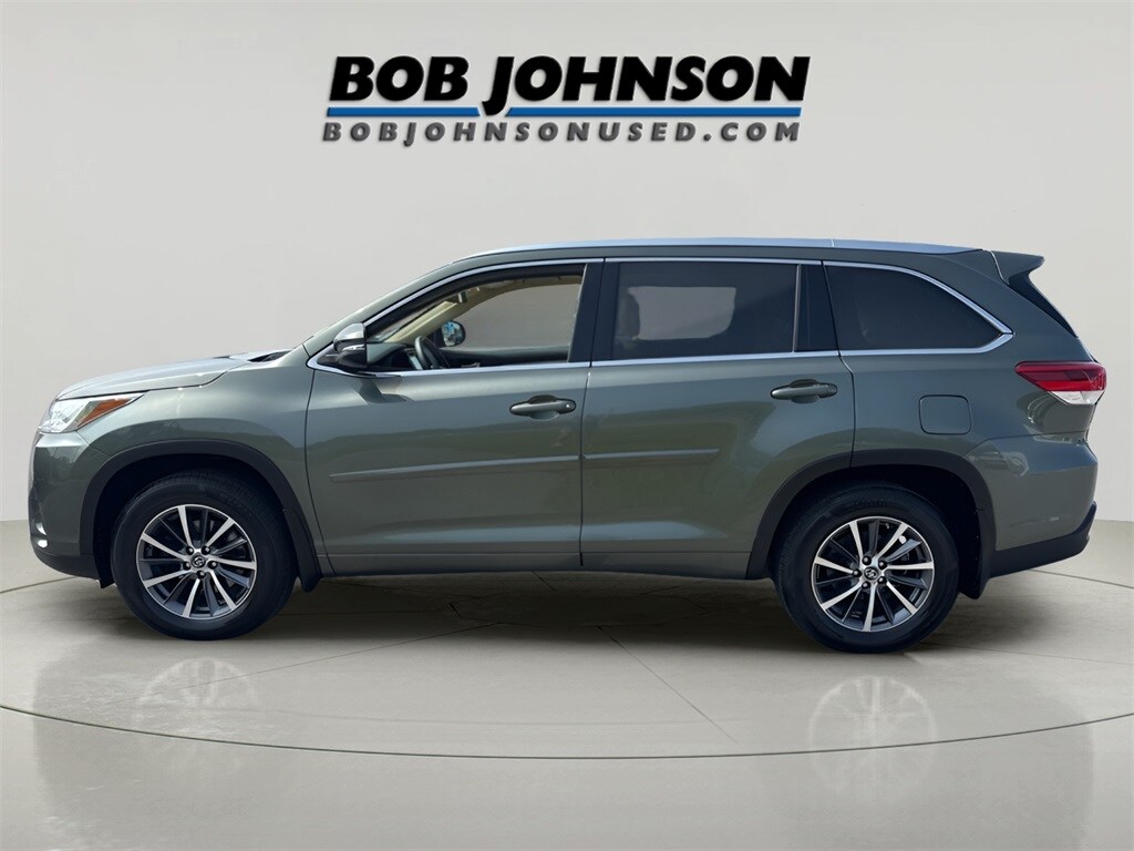 2018 Toyota Highlander SE photo 4
