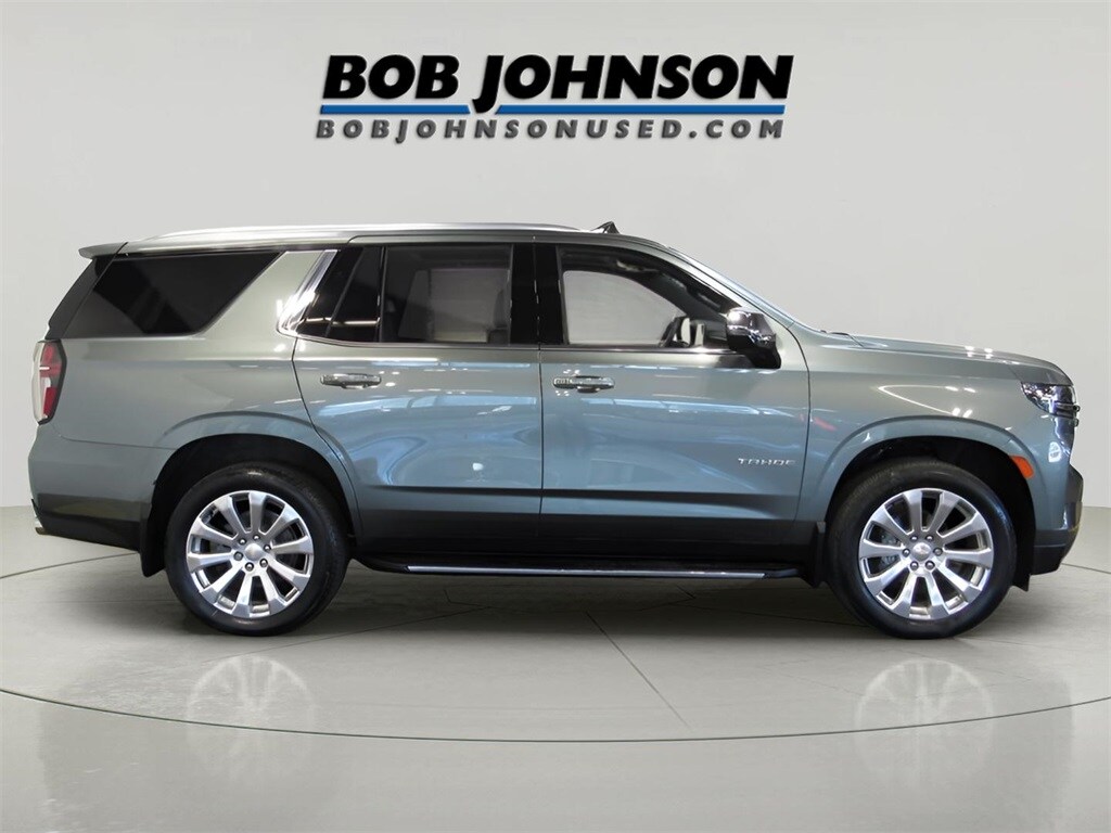 2023 Chevrolet Tahoe Premier photo 3