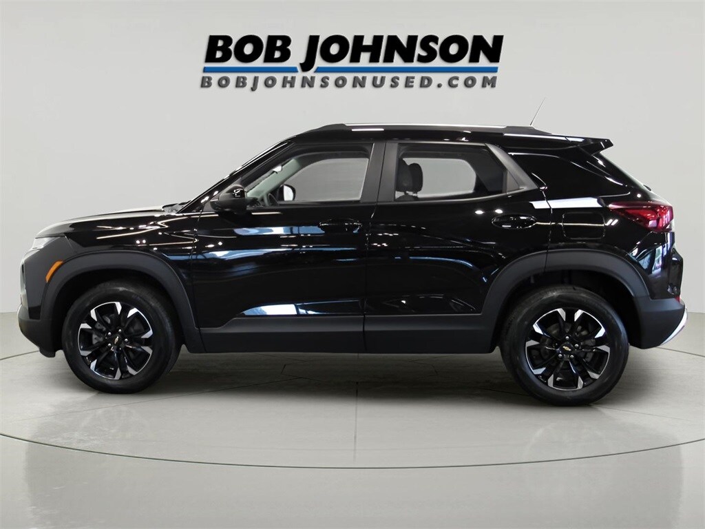 2022 Chevrolet Trailblazer LT photo 3