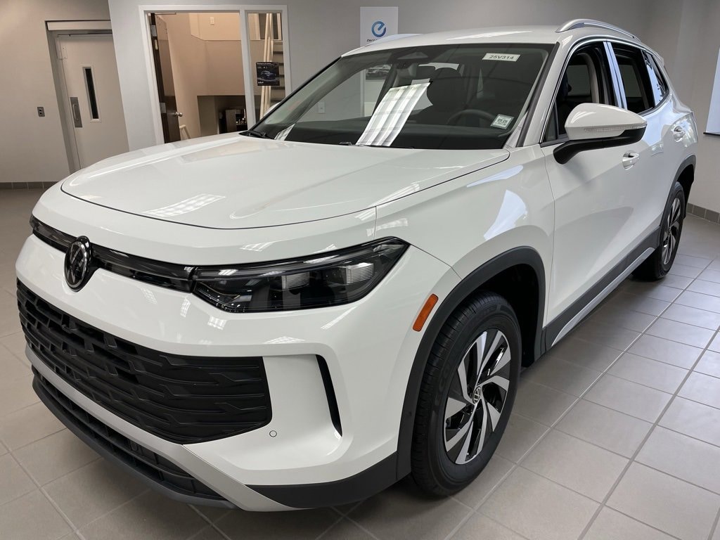 New 2025 Volkswagen Tiguan S 2.0T S 4MOTION