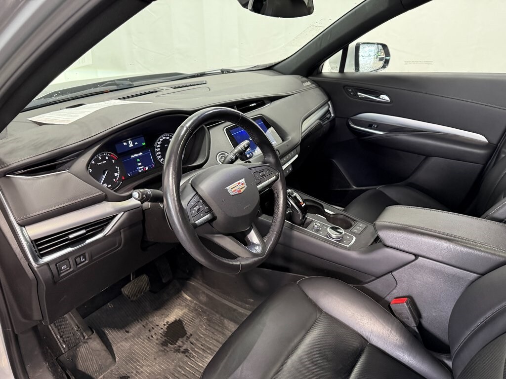 2021 Cadillac XT4 Premium Luxury photo 3