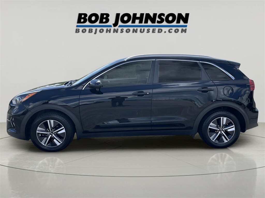 2020 Kia Niro LXS photo 3