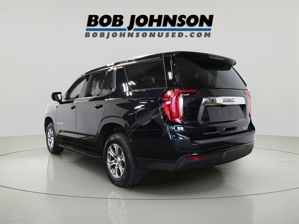 2022 Gmc Yukon SLE photo 2