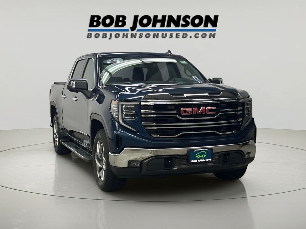 Used 2022 GMC Sierra 1500 SLT Truck