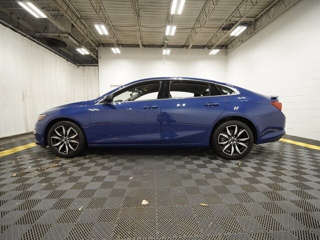 2023 Chevrolet Malibu RS photo 4