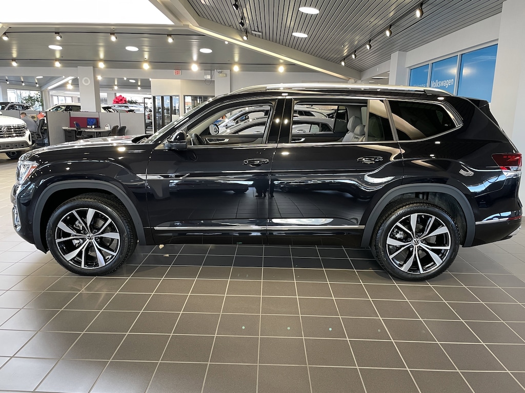 New 2026 Volkswagen Atlas 2.0T SEL Premium R-Line 2.0T SEL Premium R-Line 4MOTION