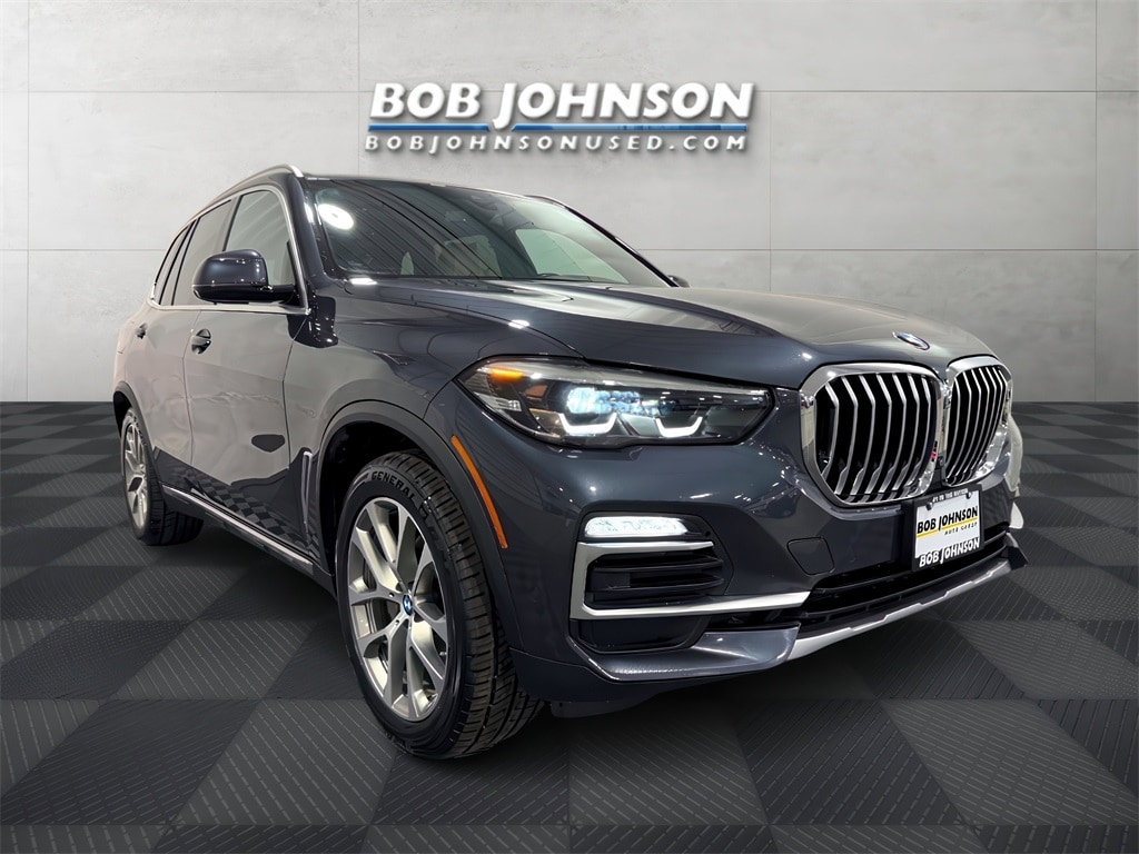 Used 2020 BMW X5 40i with VIN 5UXCR6C07L9C22053 for sale in Rochester, NY