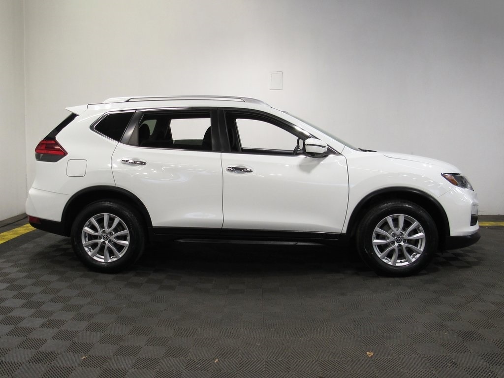 Used 2017 Nissan Rogue SV SUV