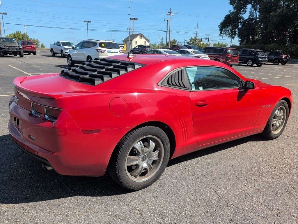 2013 Chevrolet Camaro 1LS photo 3