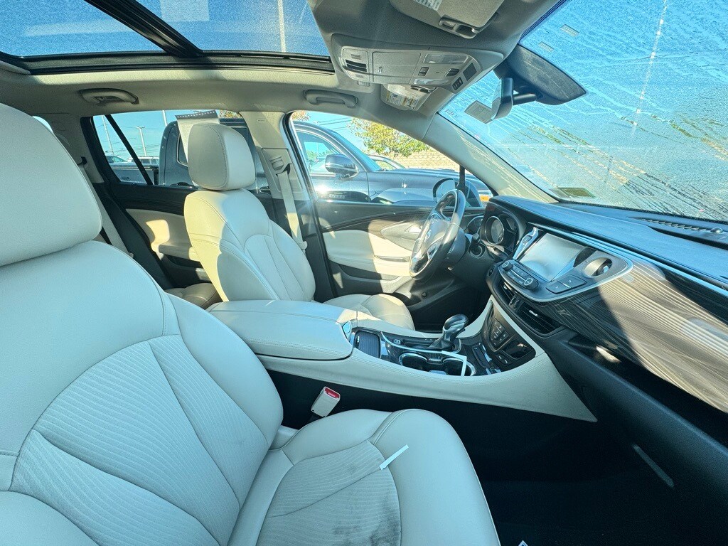 2020 Buick Envision Preferred photo 2