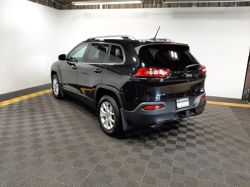 2015 Jeep Cherokee Latitude photo 3