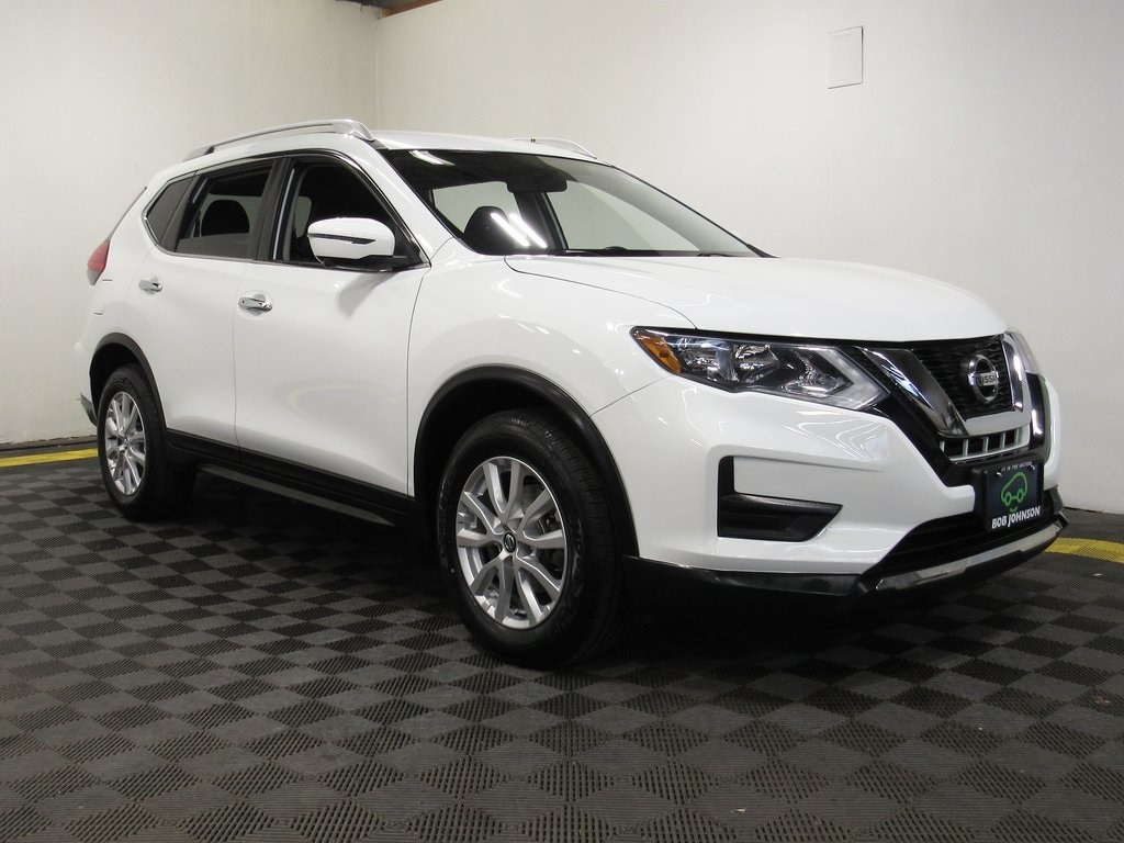 Used 2017 Nissan Rogue SV SUV