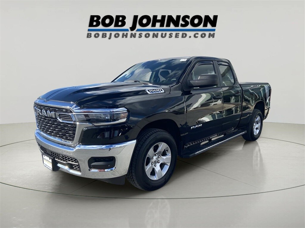 2025 Ram 1500 Tradesman photo 3
