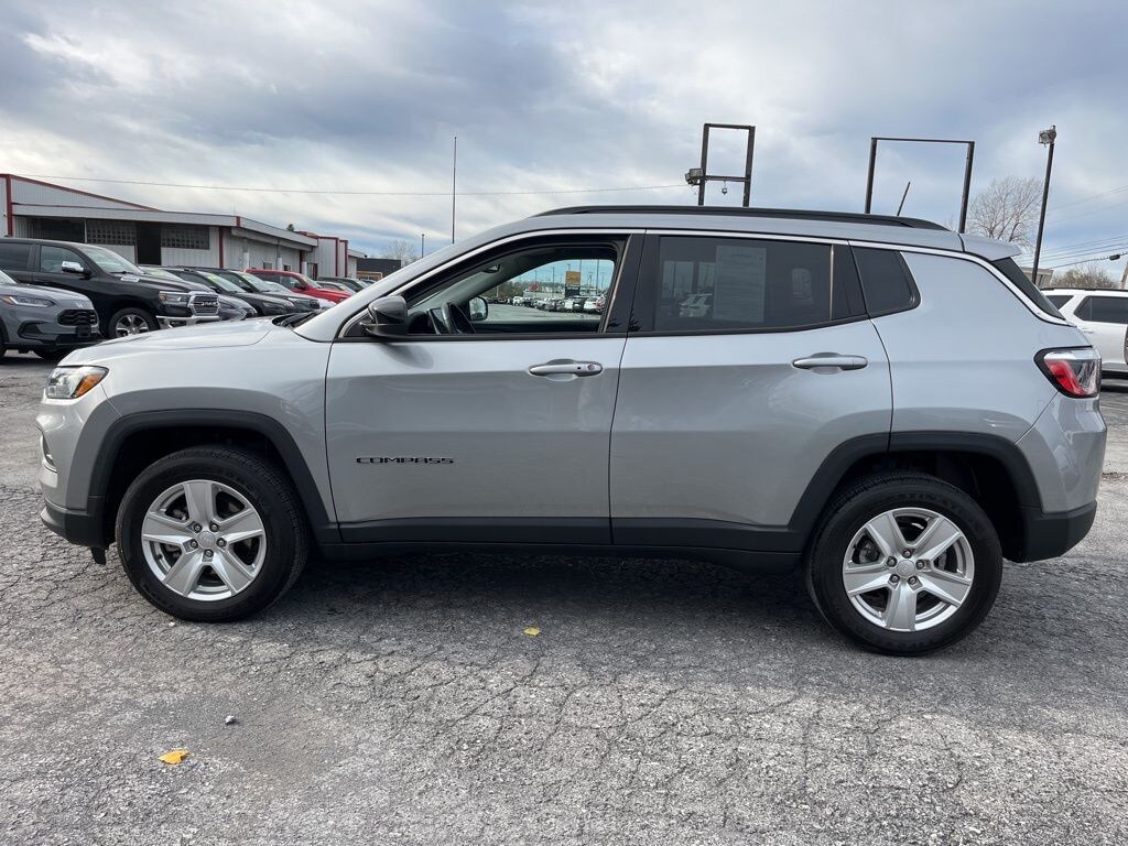 Used 2022 Jeep Compass Latitude SUV