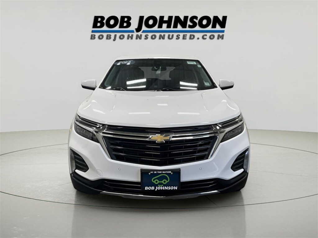 2023 Chevrolet Equinox LT photo 2