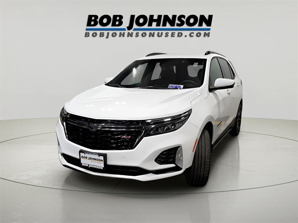 2022 Chevrolet Equinox RS photo 3