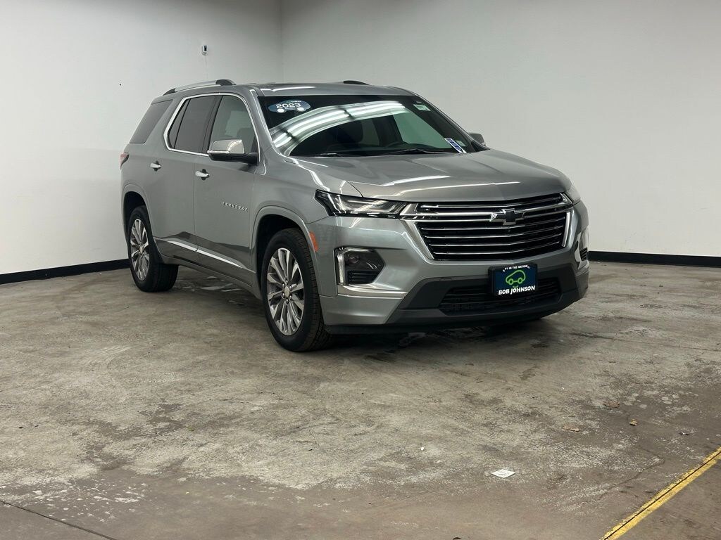 Used 2023 Chevrolet Traverse Premier SUV