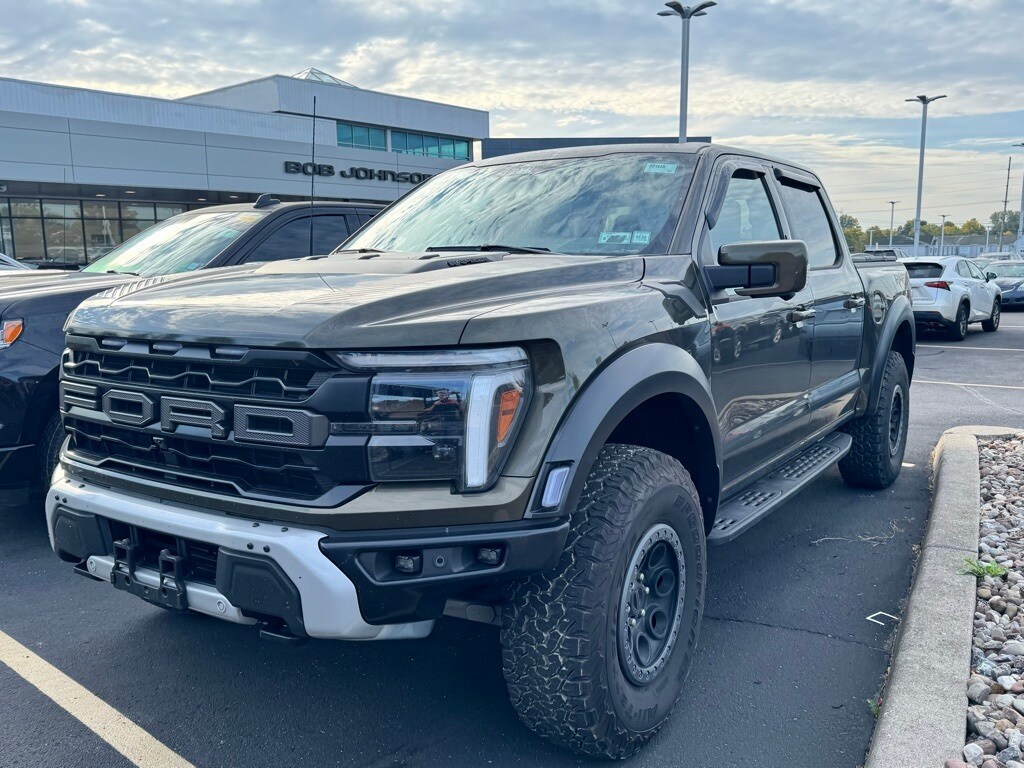 2024 Ford F-150 Raptor photo 2