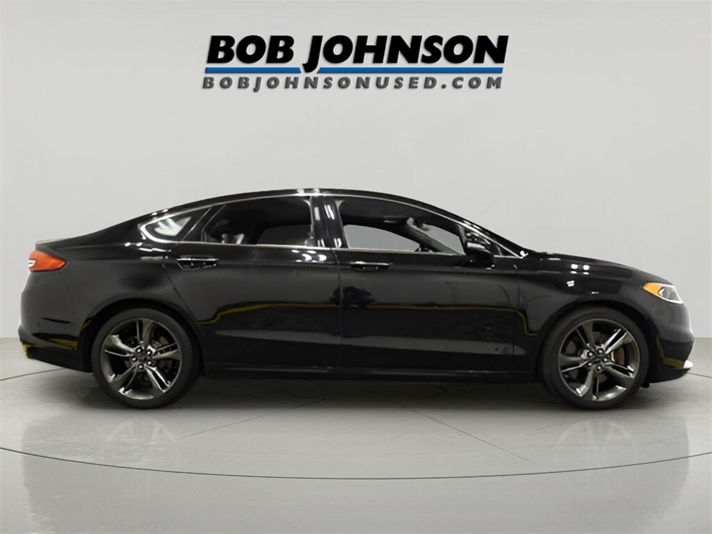 2017 Ford Fusion Sport photo 3