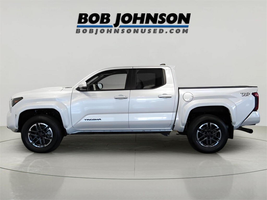 2024 Toyota Tacoma TRD Sport 4x4 photo 4