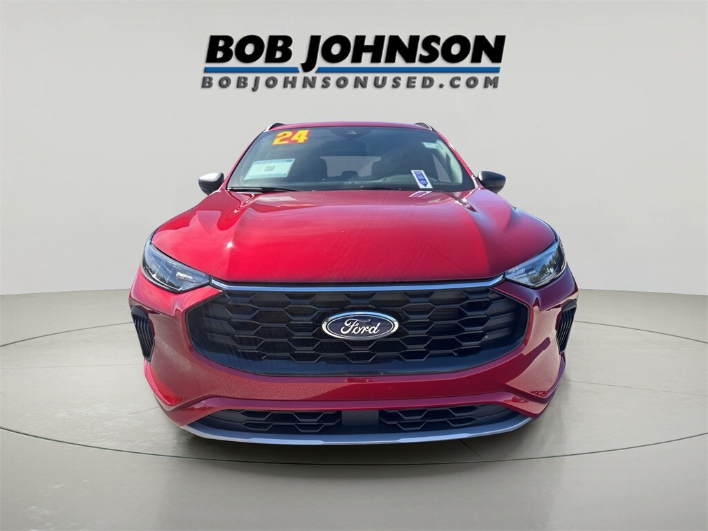 2024 Ford Escape ST-Line photo 2