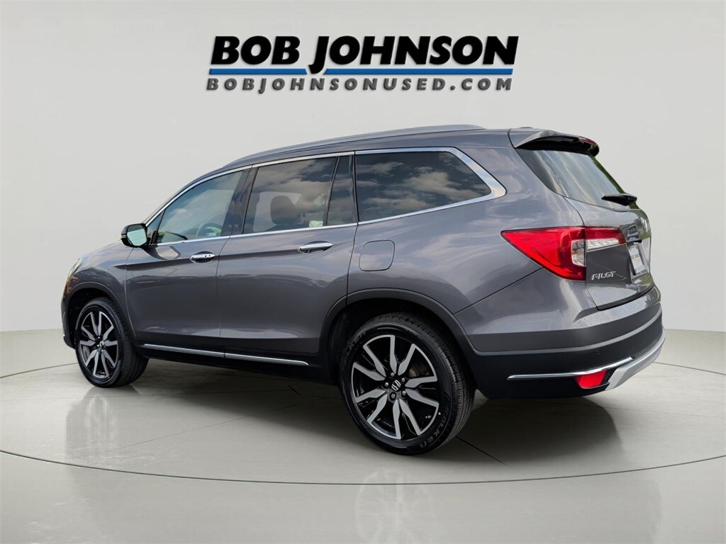 2021 Honda Pilot Touring photo 4