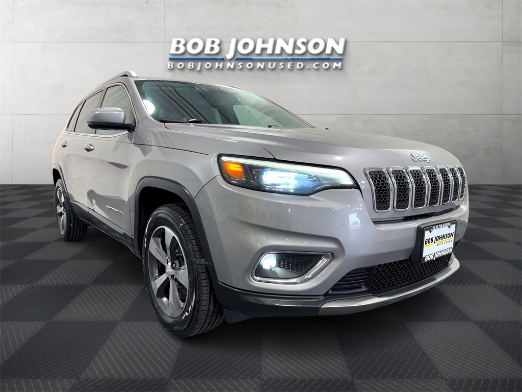 Used 2020 Jeep Cherokee Limited with VIN 1C4PJMDX5LD518211 for sale in Rochester, NY