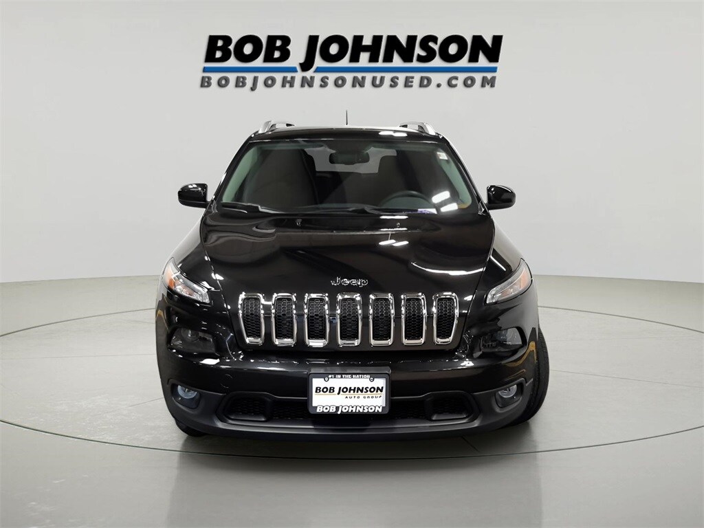 2015 Jeep Cherokee Latitude photo 2