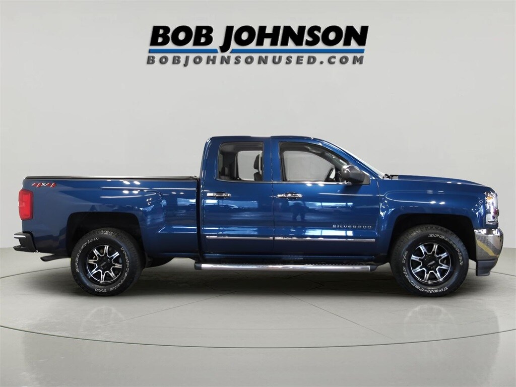 2018 Chevrolet Silverado 1500 LTZ photo 3