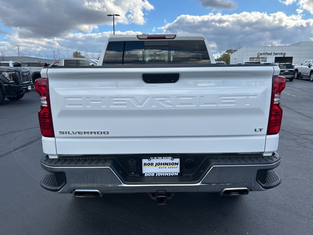 2022 Chevrolet Silverado 1500 LT photo 4