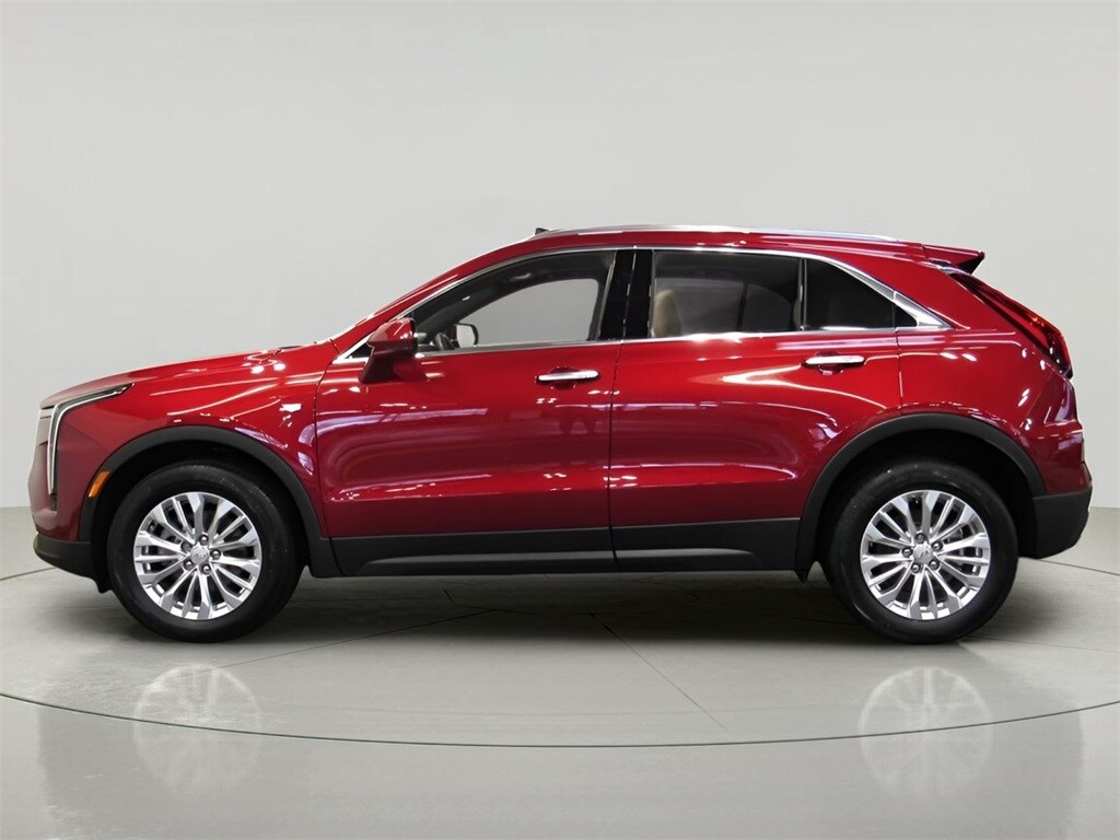 2024 Cadillac XT4 Luxury photo 4