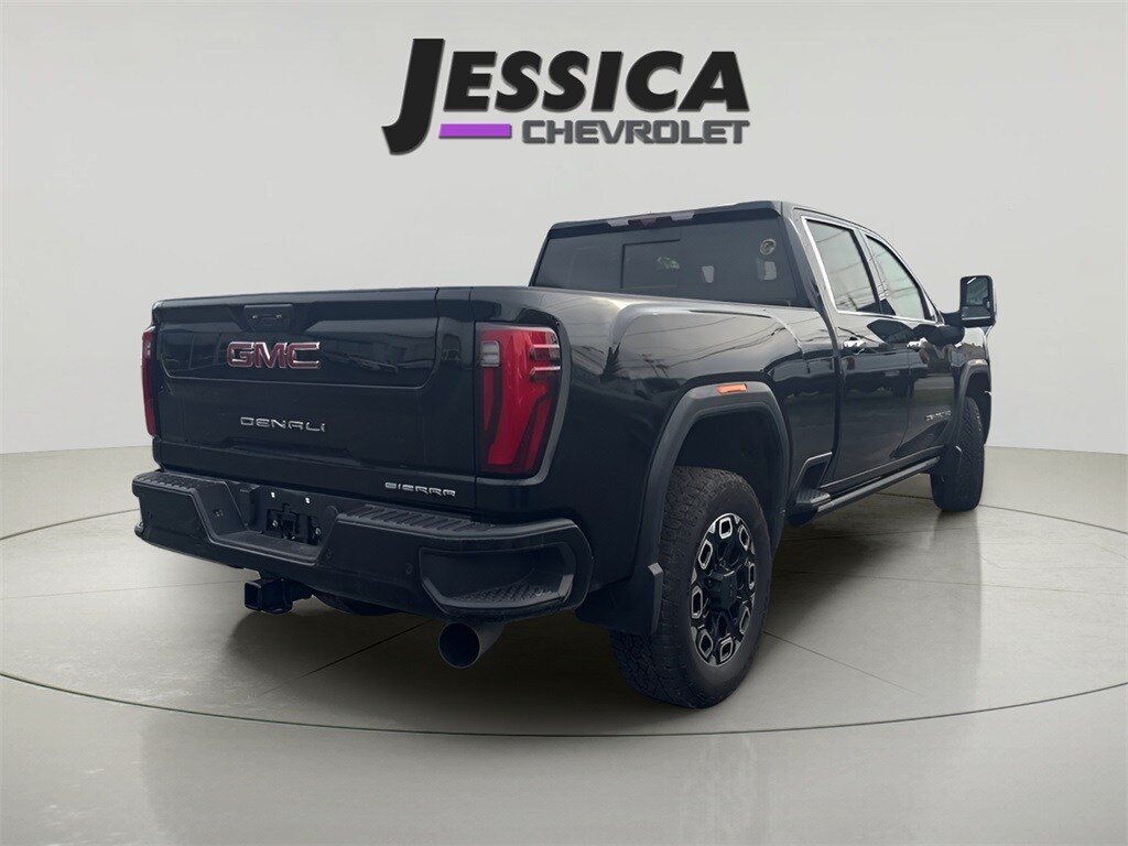 2024 Gmc Sierra 2500 HD Denali photo 3