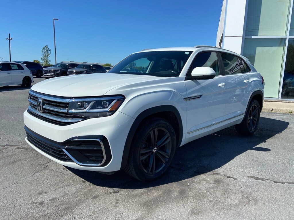 Used 2021 Volkswagen Atlas Cross Sport 3.6L V6 SE w/Technology R-Line SUV