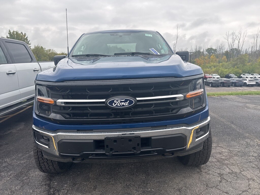 2024 Ford F-150 XLT photo 2