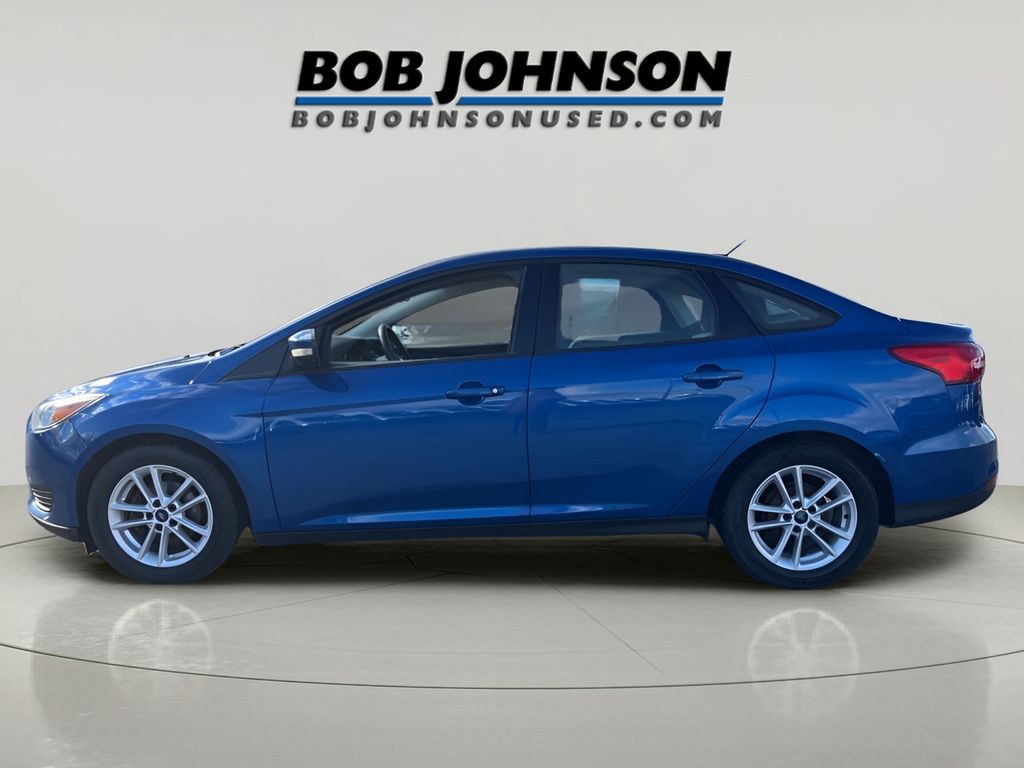 2018 Ford Focus SE photo 4