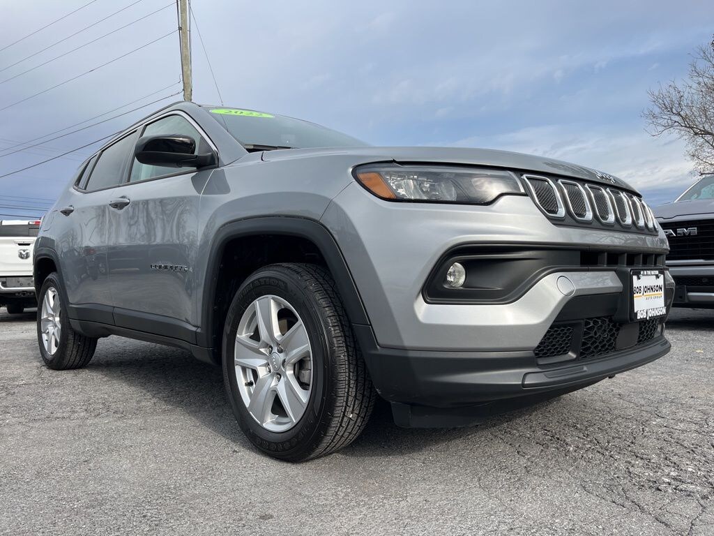 Used 2022 Jeep Compass Latitude SUV