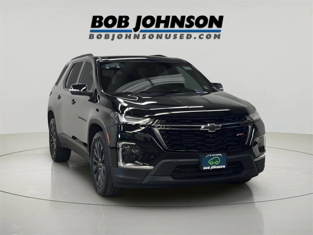 Used 2023 Chevrolet Traverse RS SUV