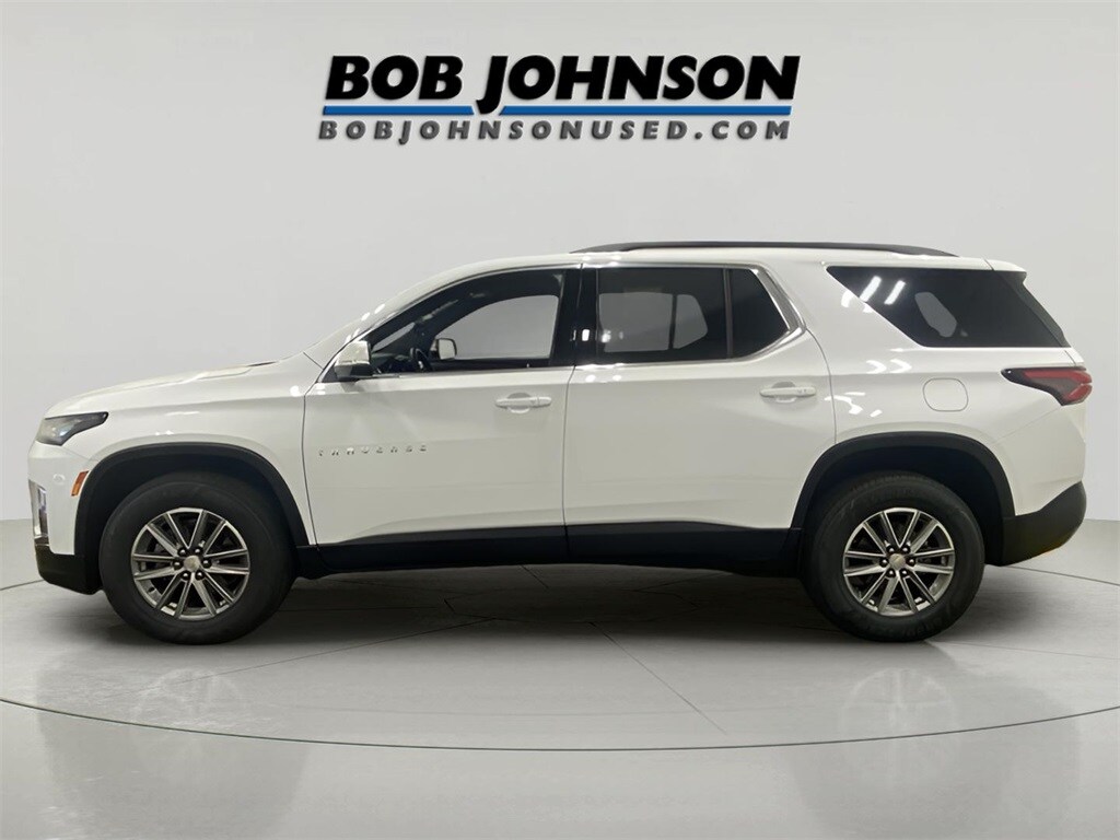2023 Chevrolet Traverse Cloth photo 2